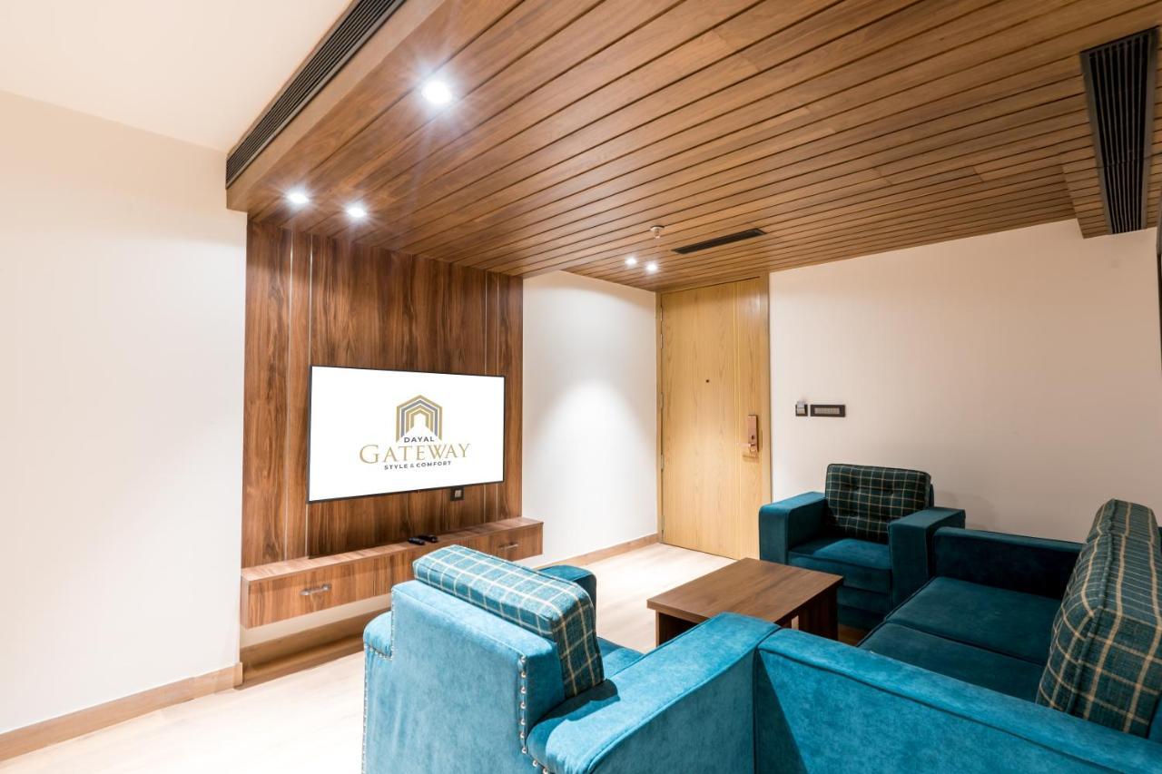 Dayal Gateway Hotel Lakhnau Kültér fotó