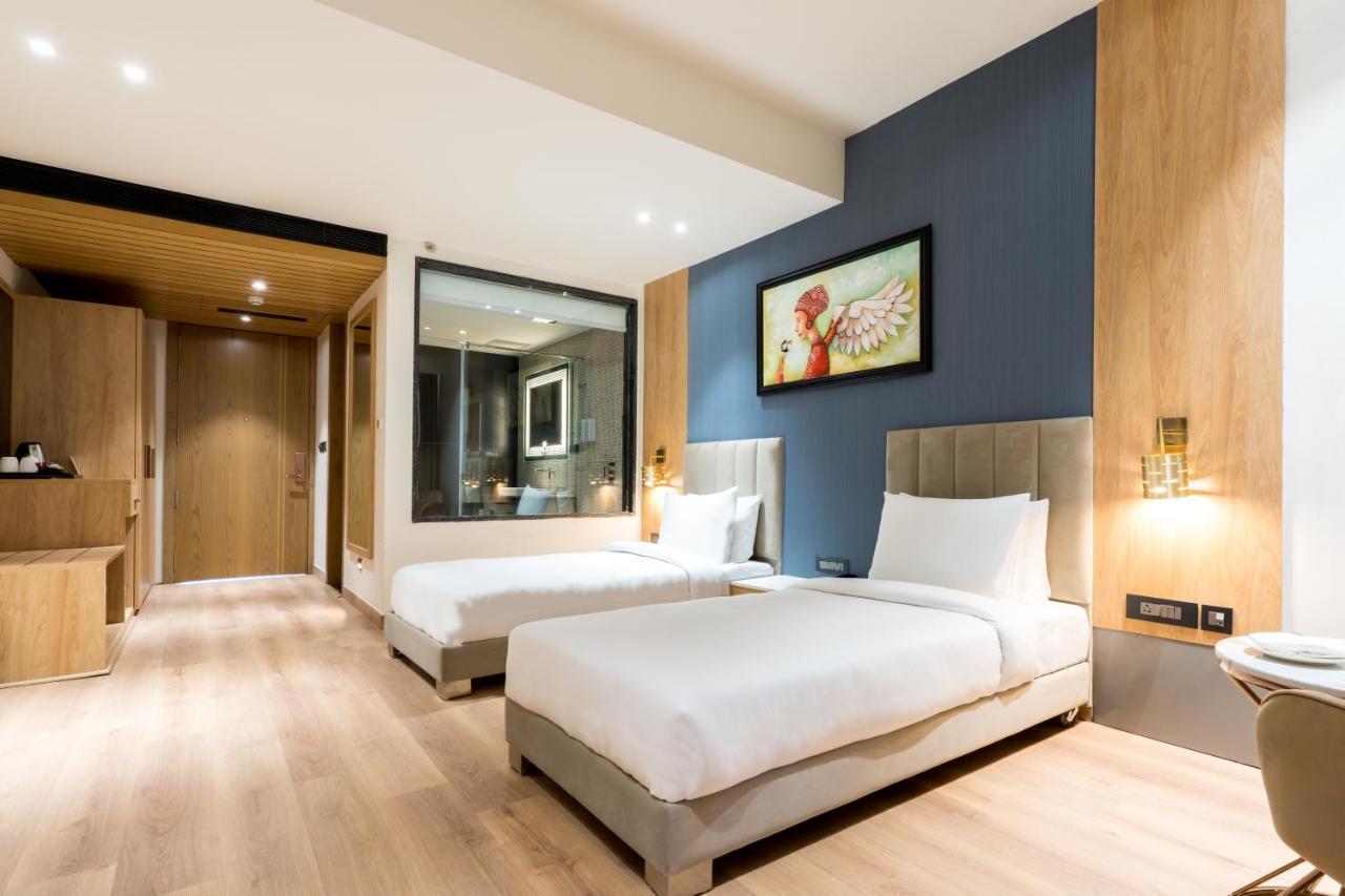 Dayal Gateway Hotel Lakhnau Kültér fotó