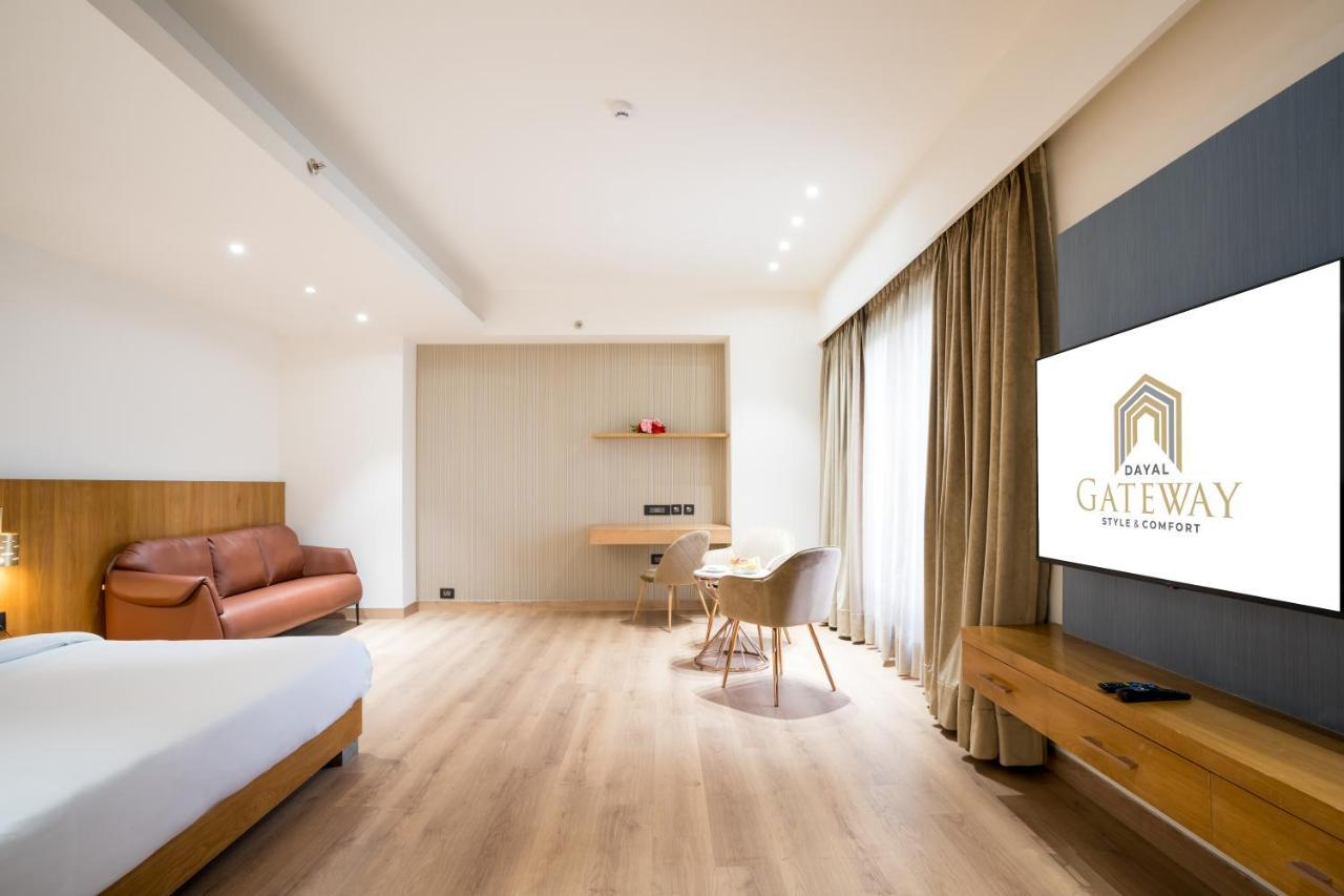 Dayal Gateway Hotel Lakhnau Kültér fotó